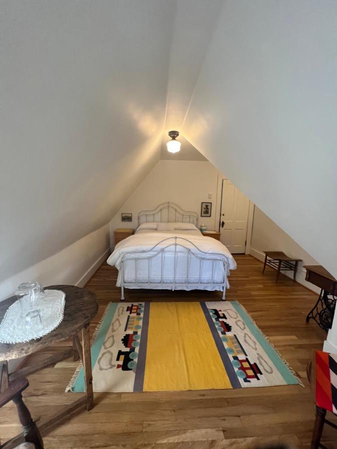 Gable House Bed And Breakfast Inn Дуранго Экстерьер фото