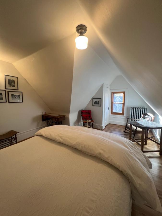 Gable House Bed And Breakfast Inn Дуранго Экстерьер фото