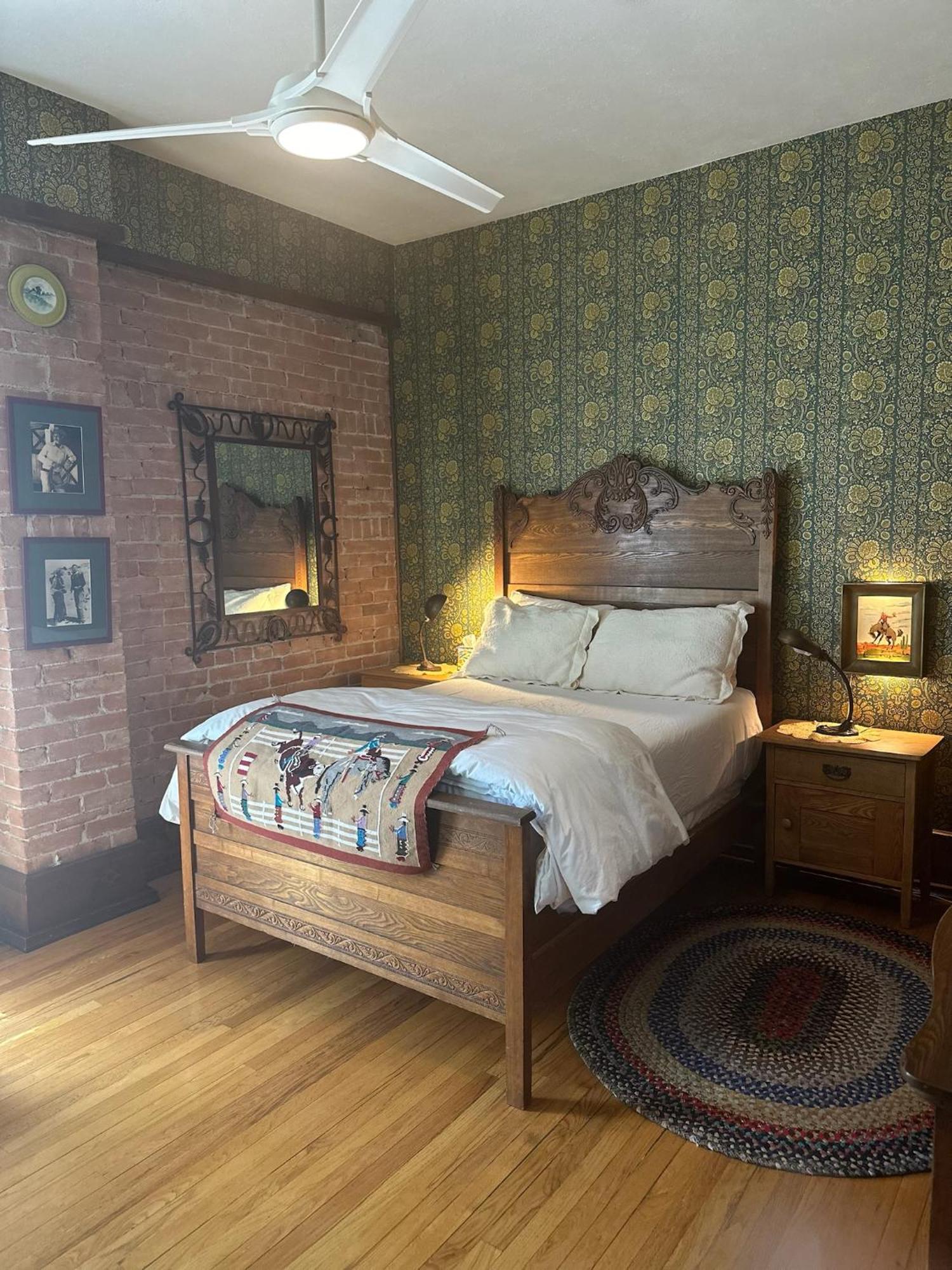 Gable House Bed And Breakfast Inn Дуранго Экстерьер фото